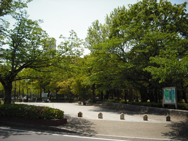 park. 891m to Daisen Park (park)