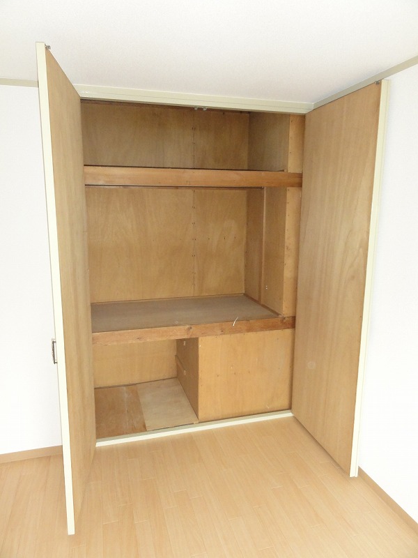 Receipt. Is closet can hold a lot.