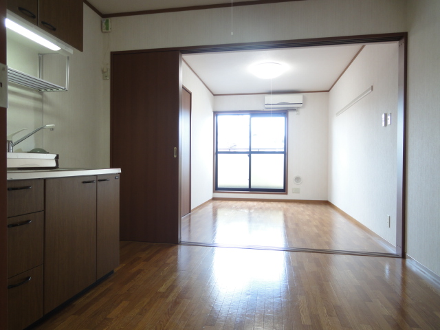 Living and room