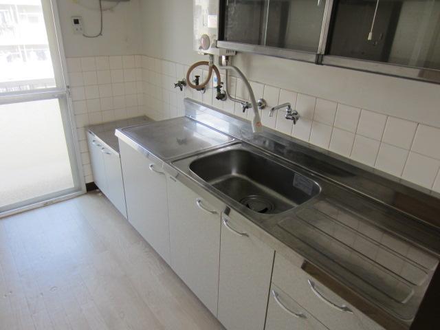 Kitchen. Kitchen