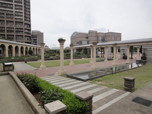 park. 821m until Shinonome Park (park)