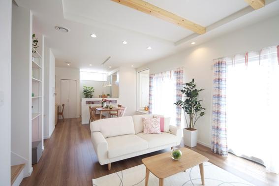 Living.  ☆ No. 5 land model house ☆  ☆ living ☆ Local (September 2013) Shooting