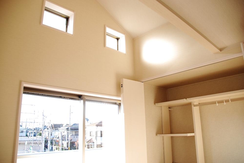 Model house photo. 2 Kainushi bedroom (atrium)