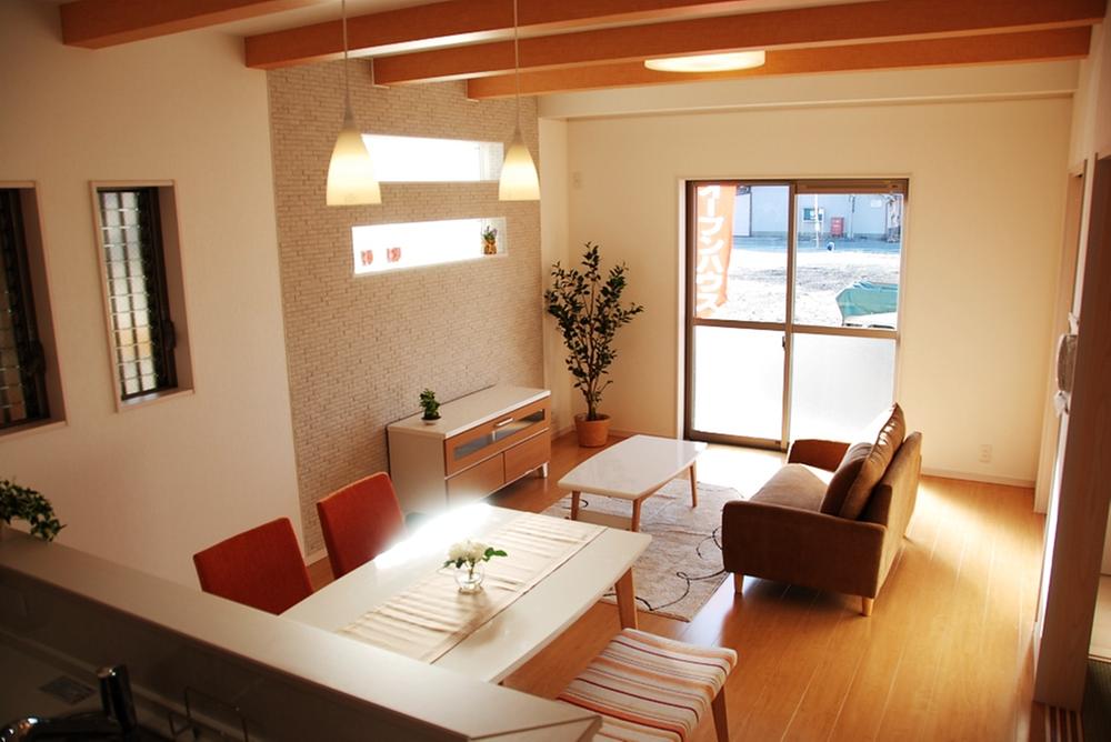 Living. Indoor (12 May 2012) shooting No. 1 destination model house