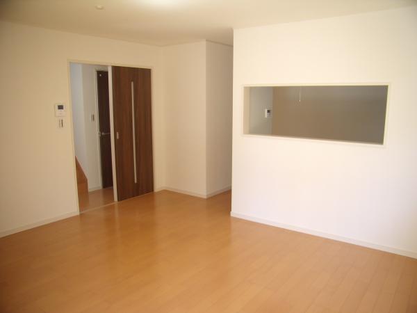 Same specifications photos (living). Bright living room