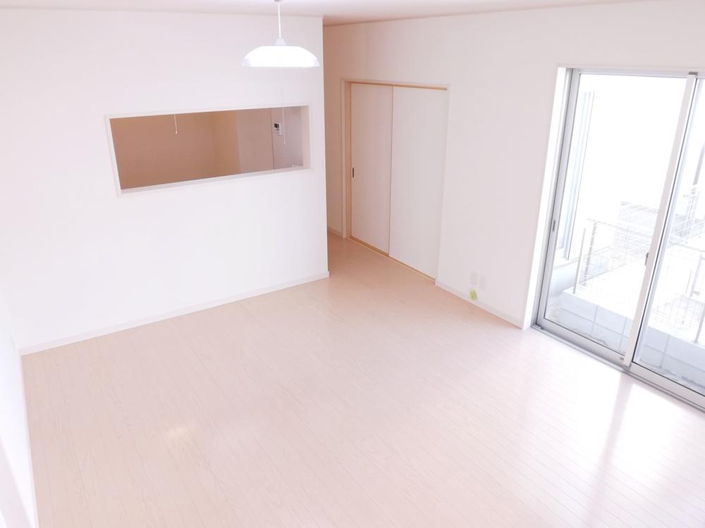 Same specifications photos (living). Same specifications photos (living) LDK16 Pledge, All rooms have double-glazing!