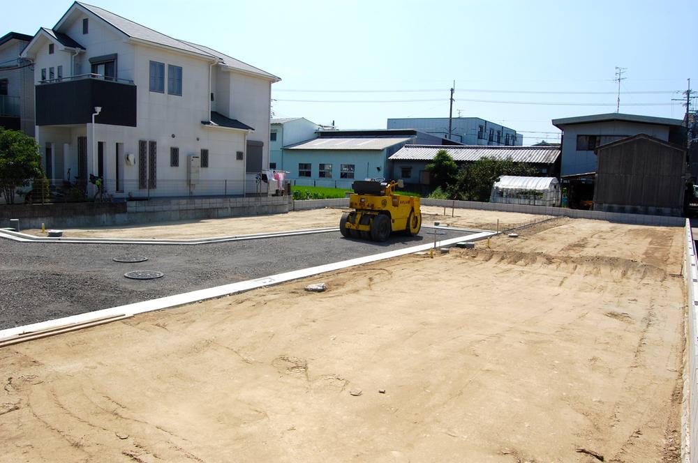 Local photos, including front road.  ☆ Local Photos ☆