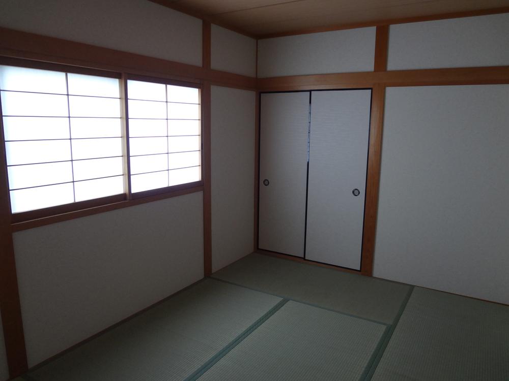 Non-living room. Indoor (June 2013) Shooting