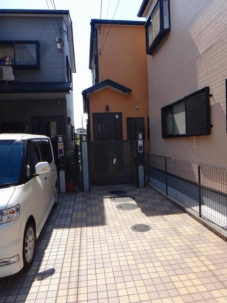 Local appearance photo. Indoor (June 2013) Shooting