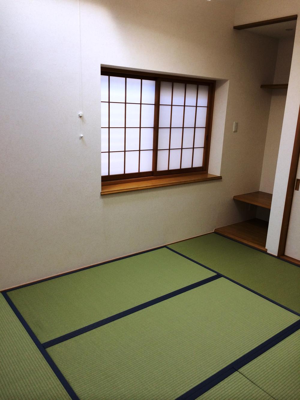 Non-living room. I hope there is also a Japanese-style room.