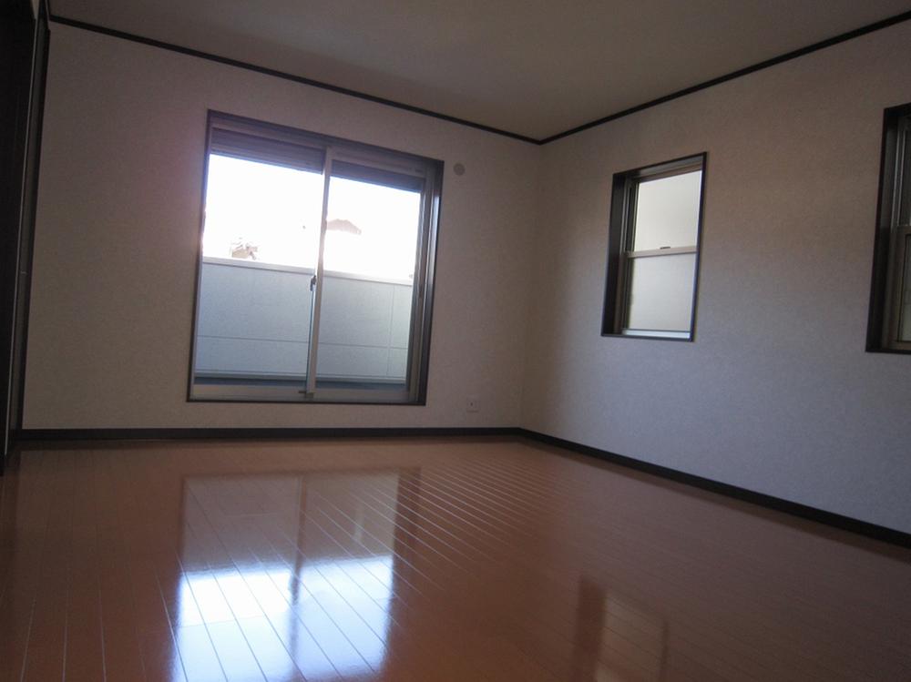 Living. Living Large