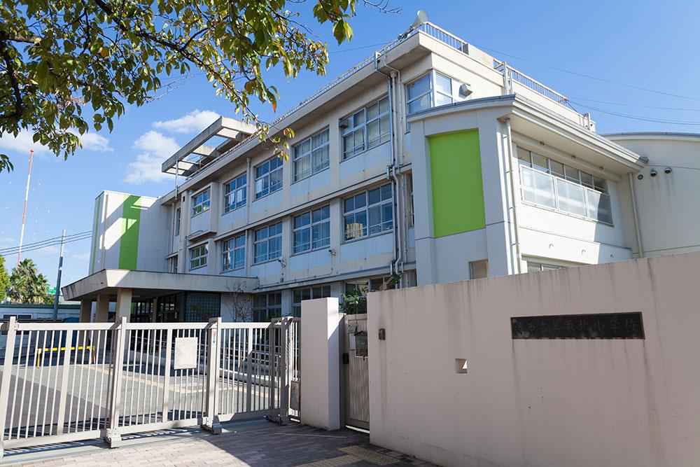 Primary school. 1900m to Mihara North Elementary School