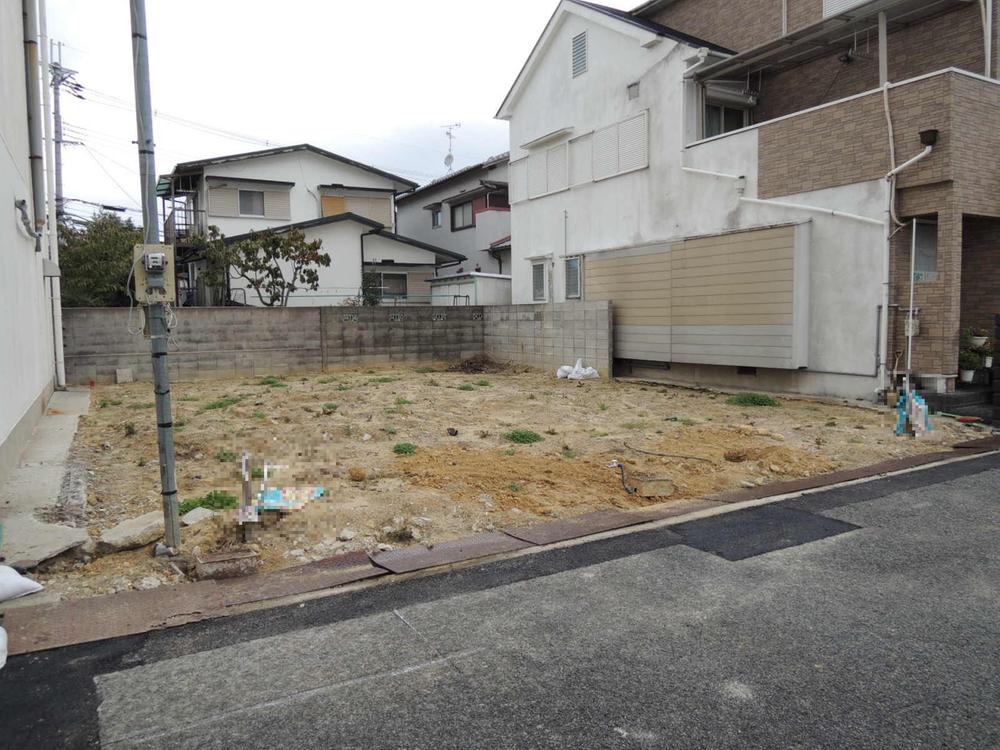 Local appearance photo. It will be parked two garage in shaping areas 37.25 square meters
