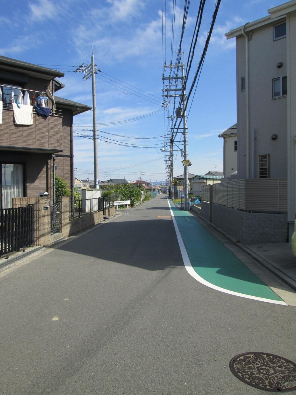 Local photos, including front road. Situated in a quiet, residential area. 