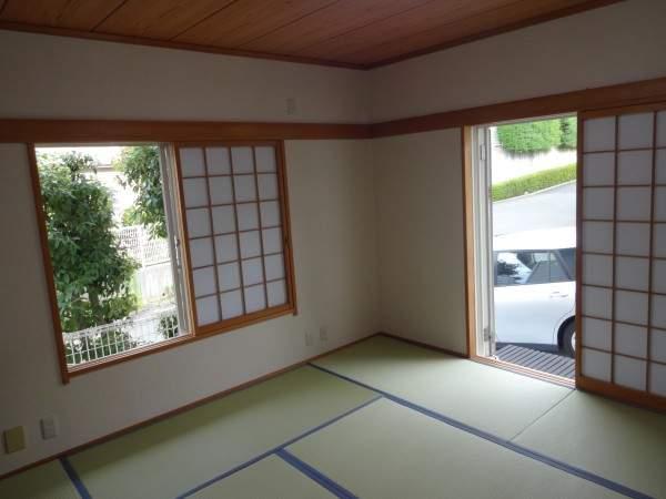 Non-living room. I hope there is a Japanese-style room.