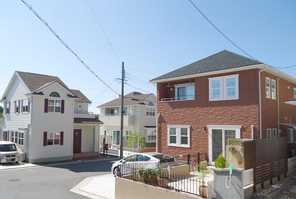 Sale already cityscape photo. It is a sale already the city average. The photograph is a Quebec City Street Reserve and Banff Street District. (July 2013 shooting)