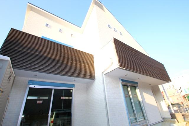 Local appearance photo