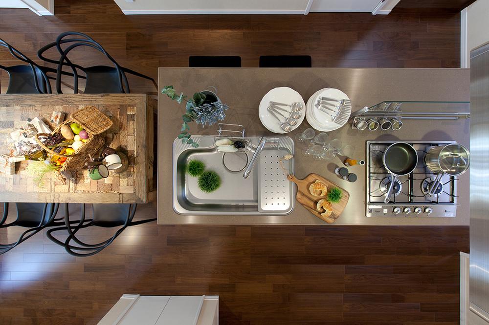 Same specifications photo (kitchen). STYLUS original kitchen island. Beautiful on this island, We offer an amazing trick.