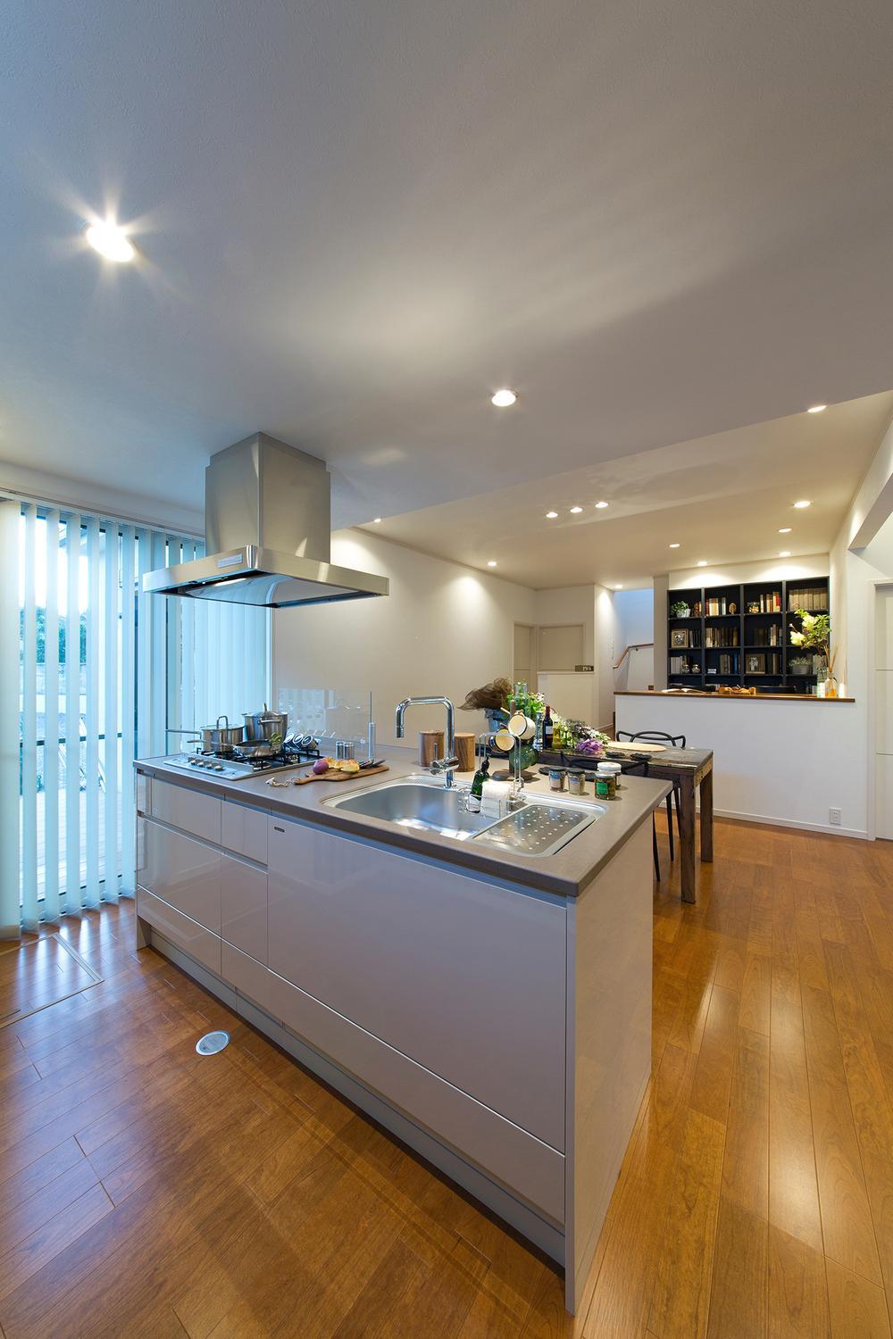 Same specifications photo (kitchen). To create the happiness of the family from the "Beautiful Island".