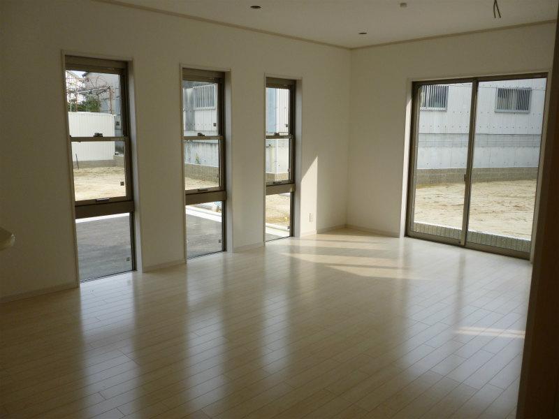 Living. Indoor (11 May 2013) Shooting