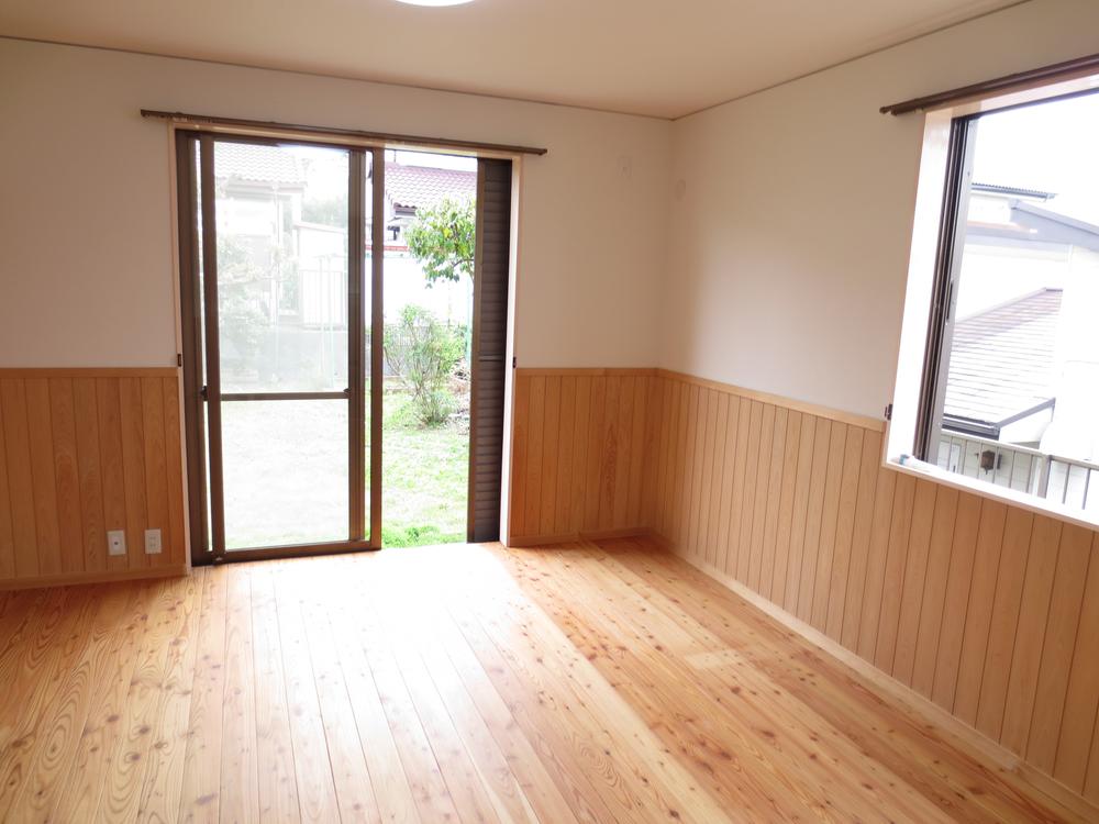 Living. Day is a living of outstanding 16 quires ☆