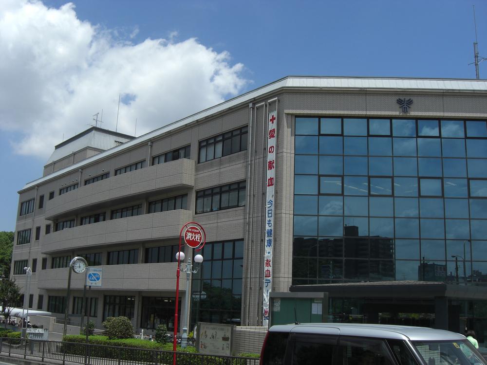 Government office. Sakai City to the south ward office 1040m