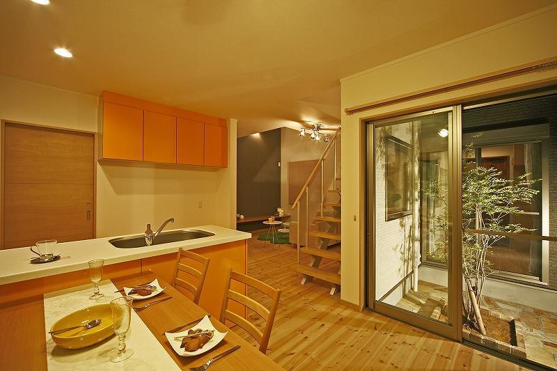 Living. Indoor (07 May 2012) shooting