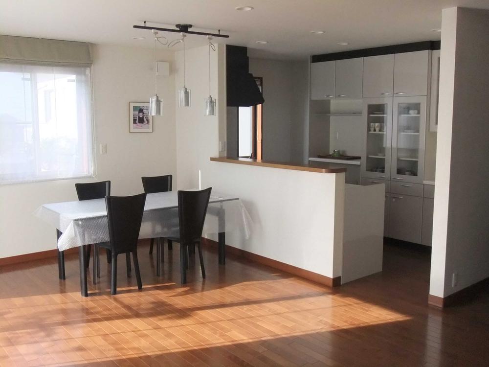 Living. Indoor (12 May 2013) Shooting, The first floor of a living. Sunny good living. There floor heating.