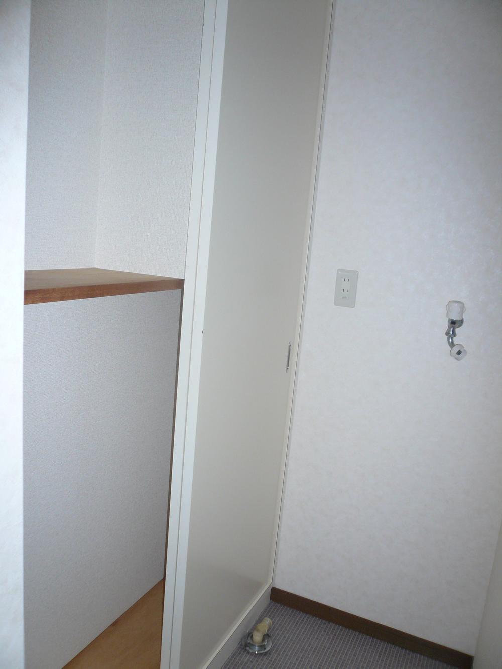 Receipt. Second floor storage