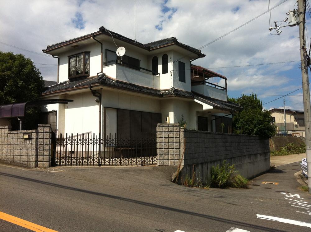 Local appearance photo. Local (August 2013) Shooting