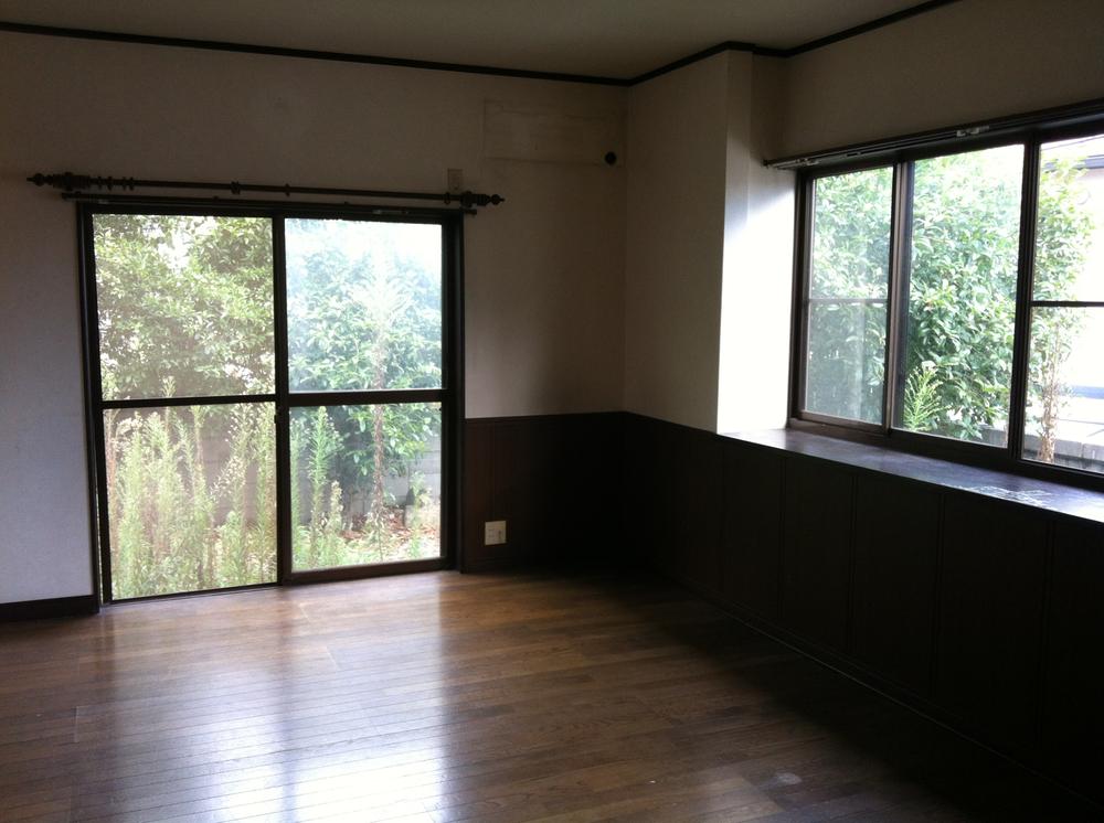 Living. Room (August 2013) Shooting