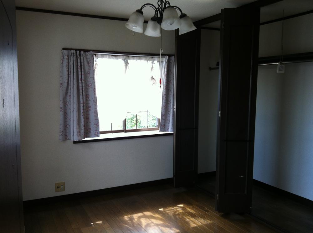 Non-living room. Room (August 2013) Shooting