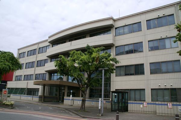 Government office. Sakai City in the 2000m to the ward office