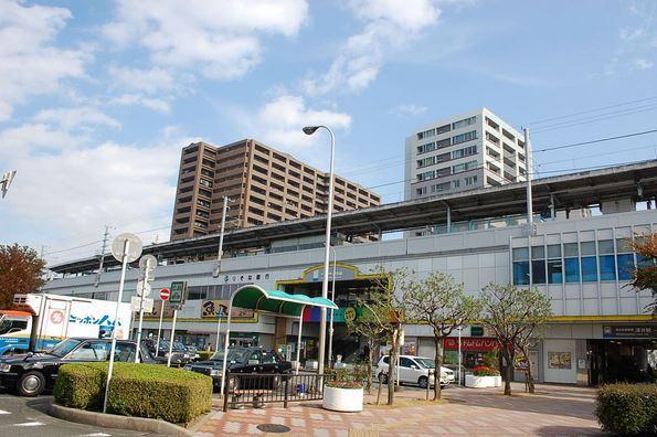 station. All houses 30 square meters or more of the 10 compartments is born to 18-minute walk from Senboku high-speed railway "deep" station