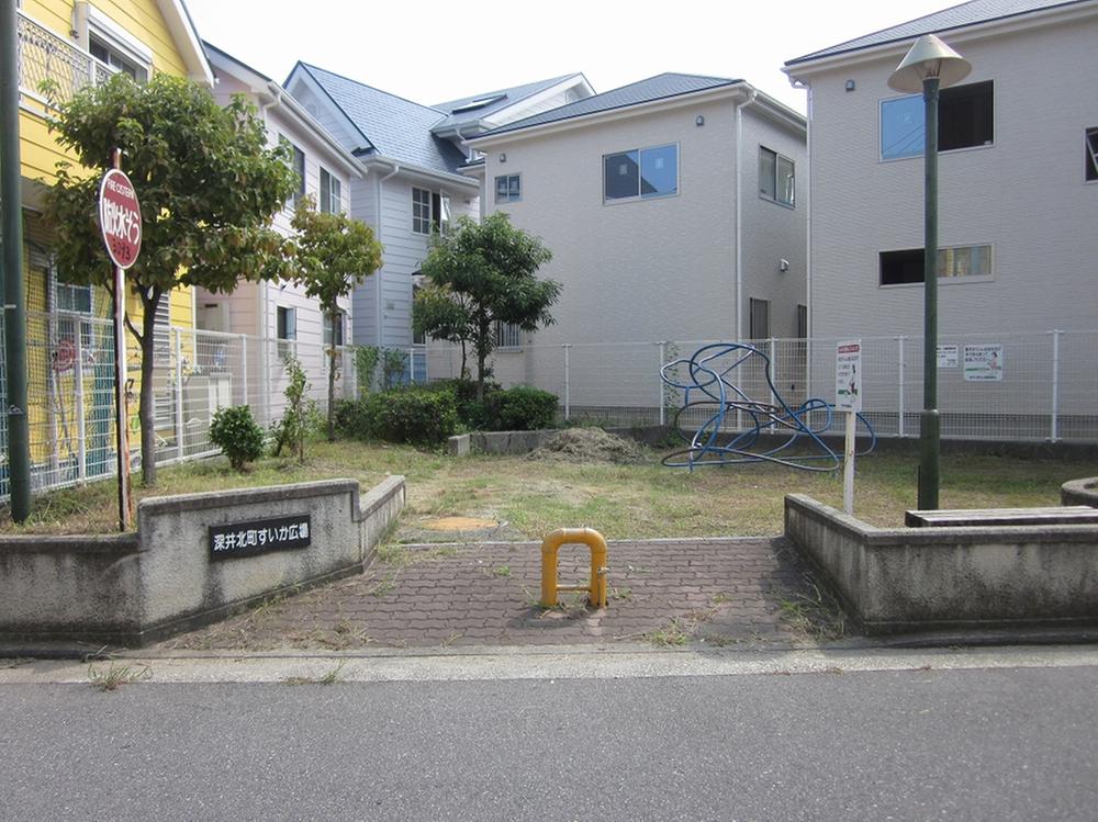 park. The back of the property is a park.