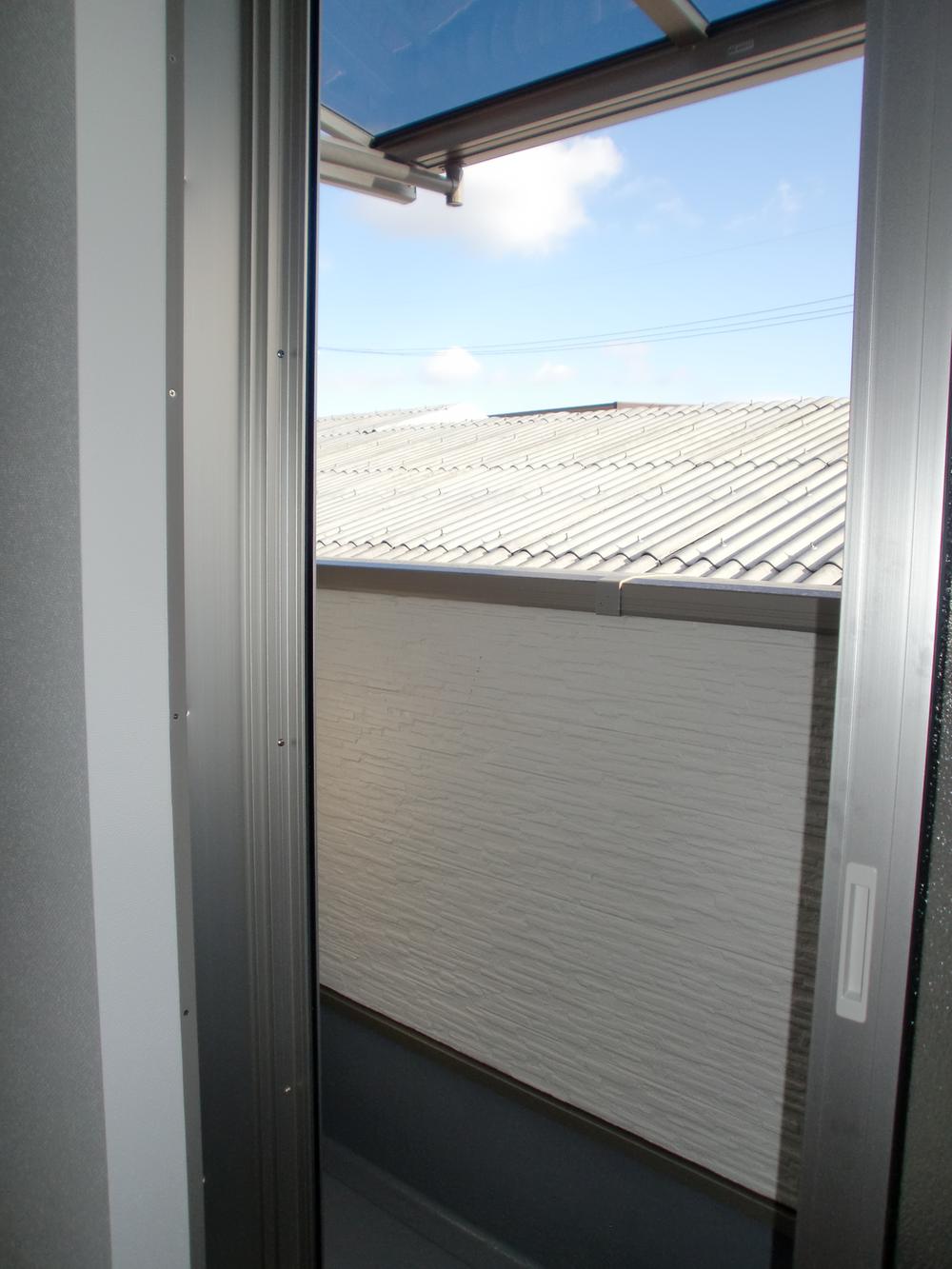 Balcony. It is a good balcony of usability.