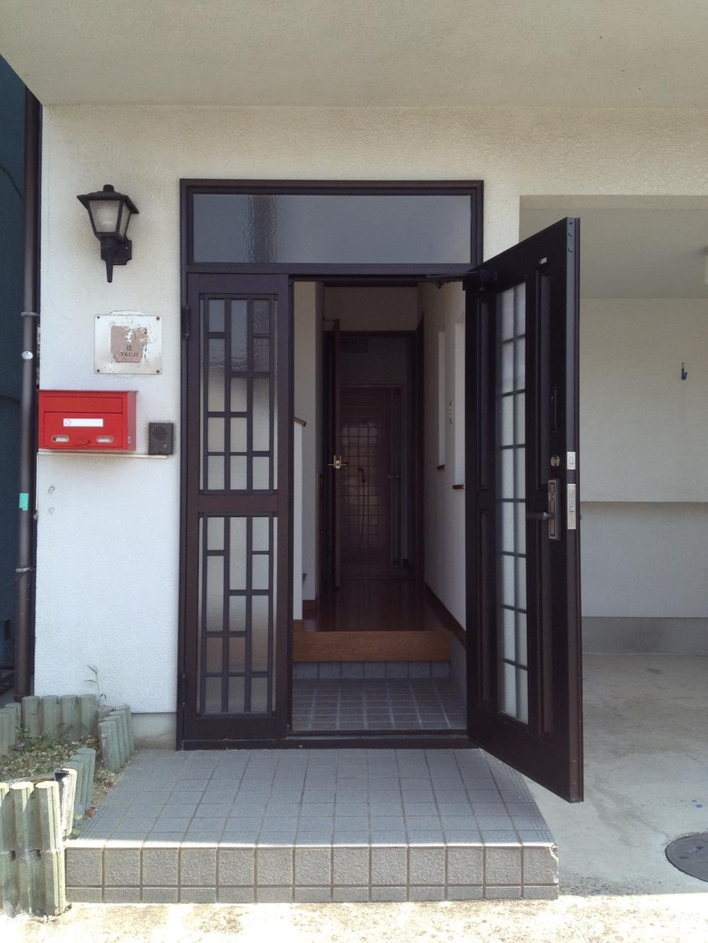 Local appearance photo