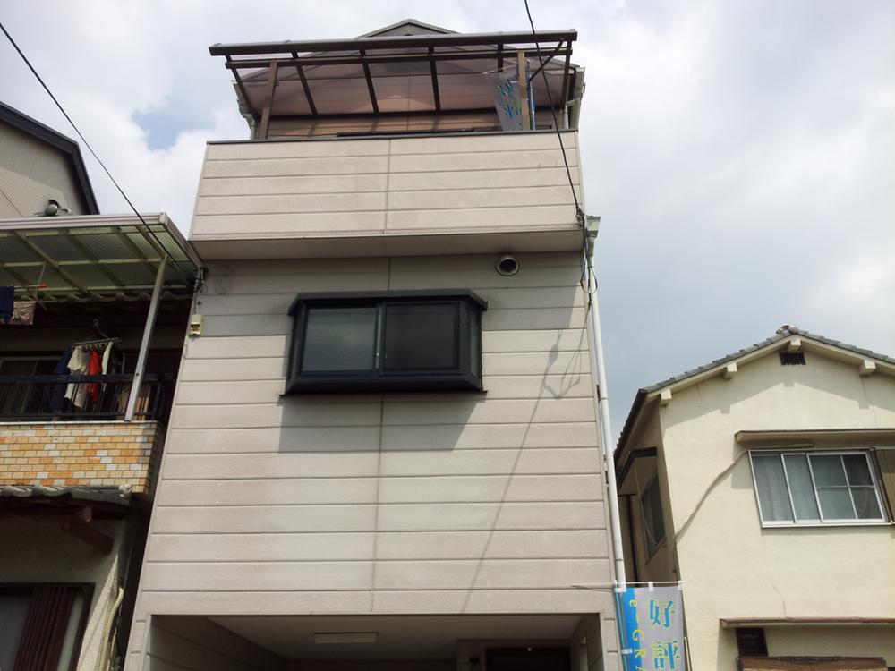 Local appearance photo. local