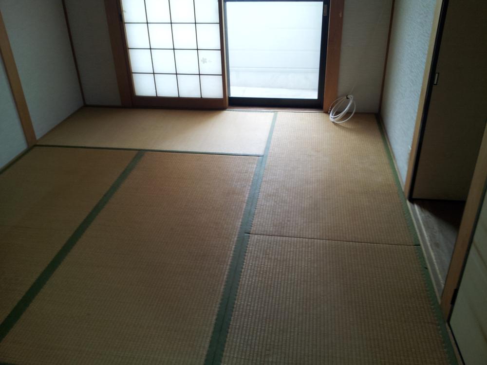 Non-living room. Japanese style room