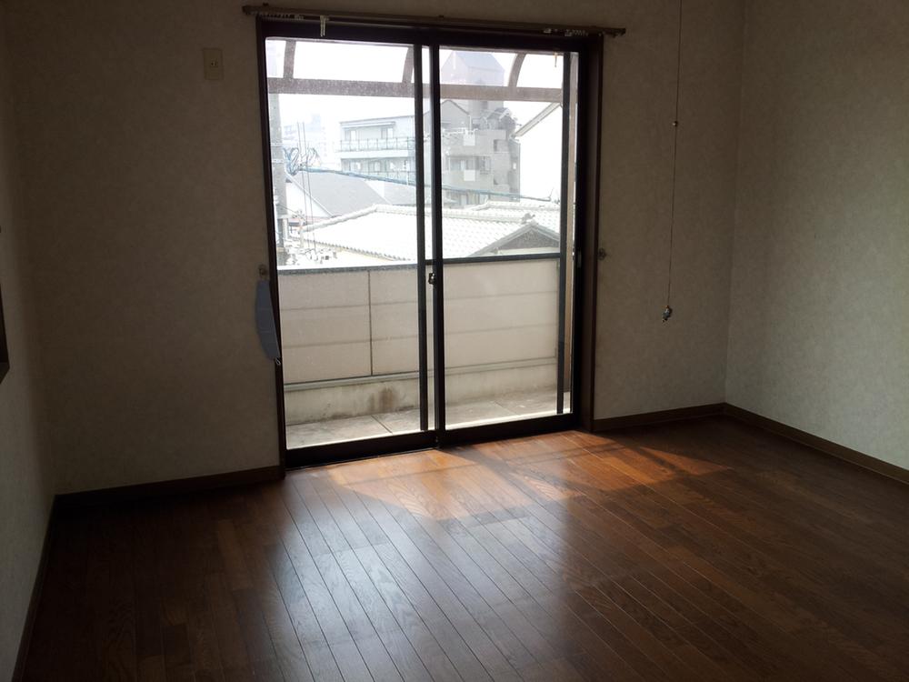 Non-living room. 3 Kaiyoshitsu