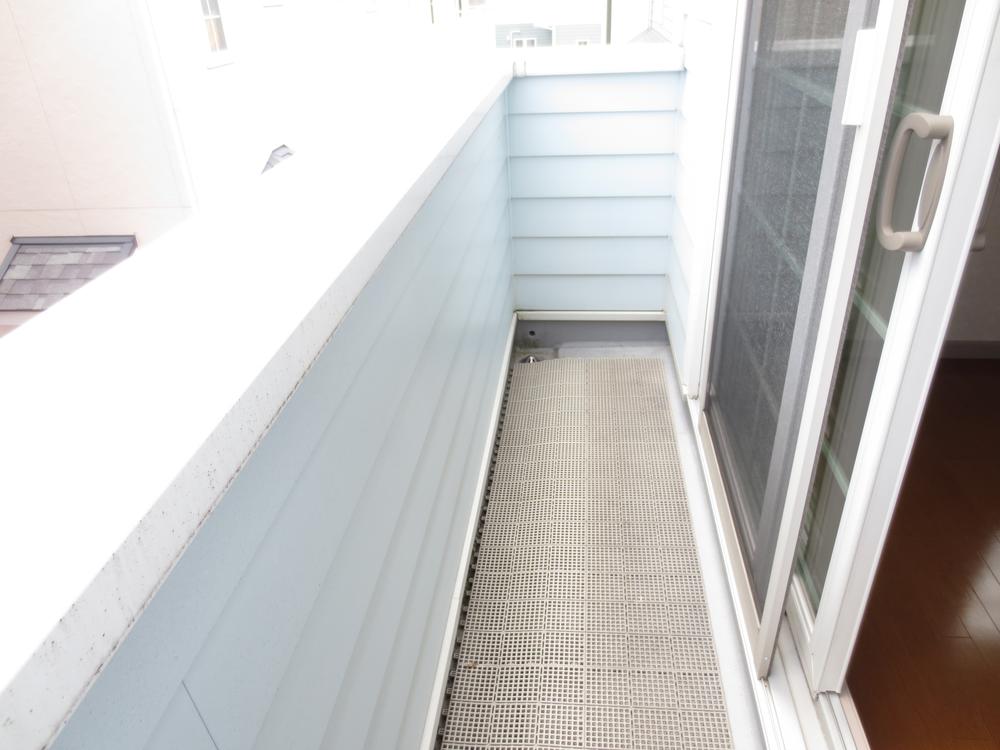 Balcony. It is a useful balcony of 2F ☆