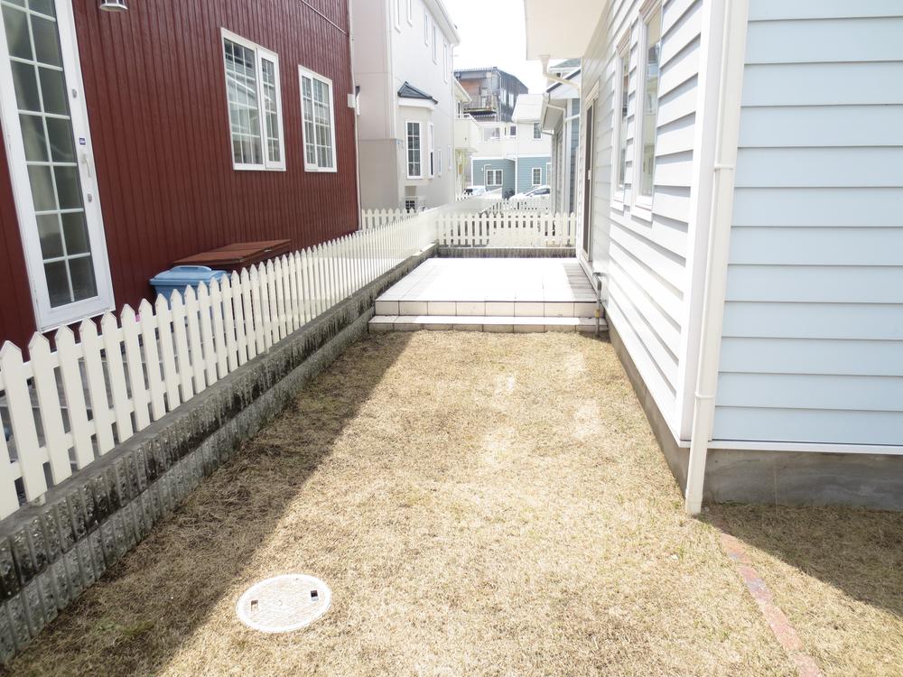 Local appearance photo. This backyard ☆ You can also enjoy barbecue at There is also a family wood deck ☆