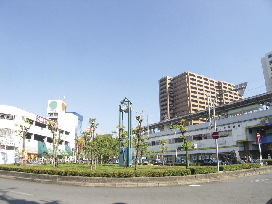 Other Environmental Photo. Entrance of 2000m Senboku New Town to the deep Station