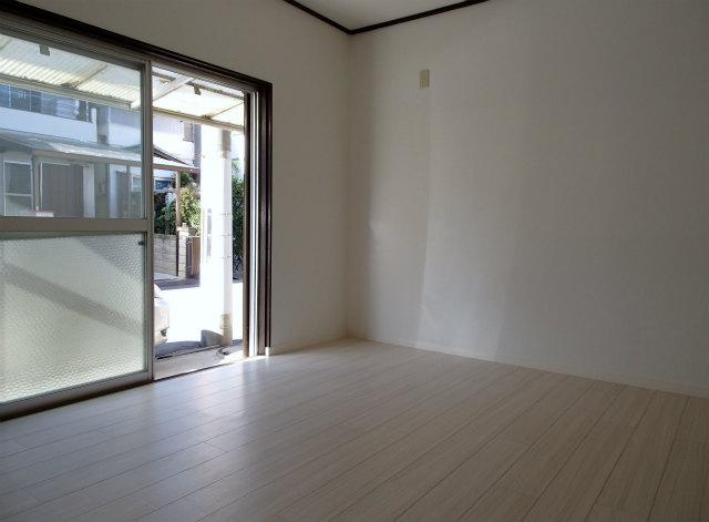 Living. Indoor (10 May 2013) Shooting