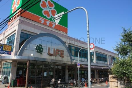 Supermarket. Up to life deep shop 602m