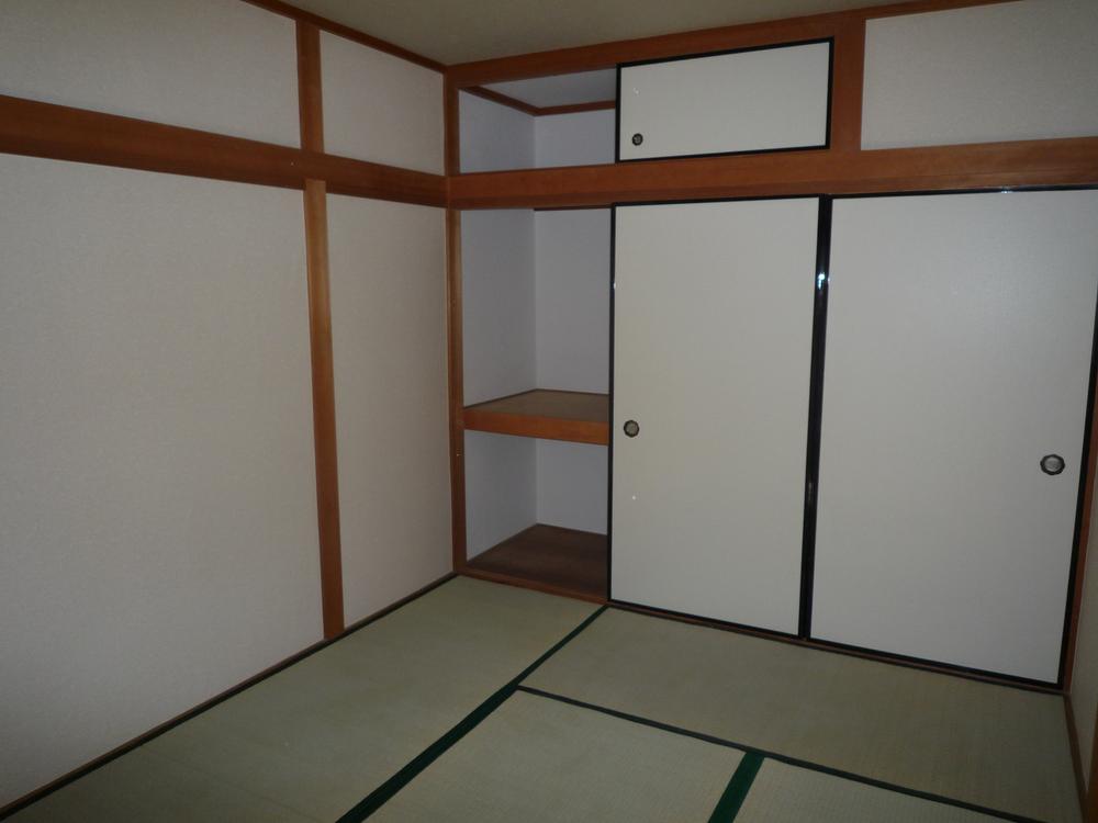 Other introspection. Cross Insect ・ You Yes and tatami mat replacement.