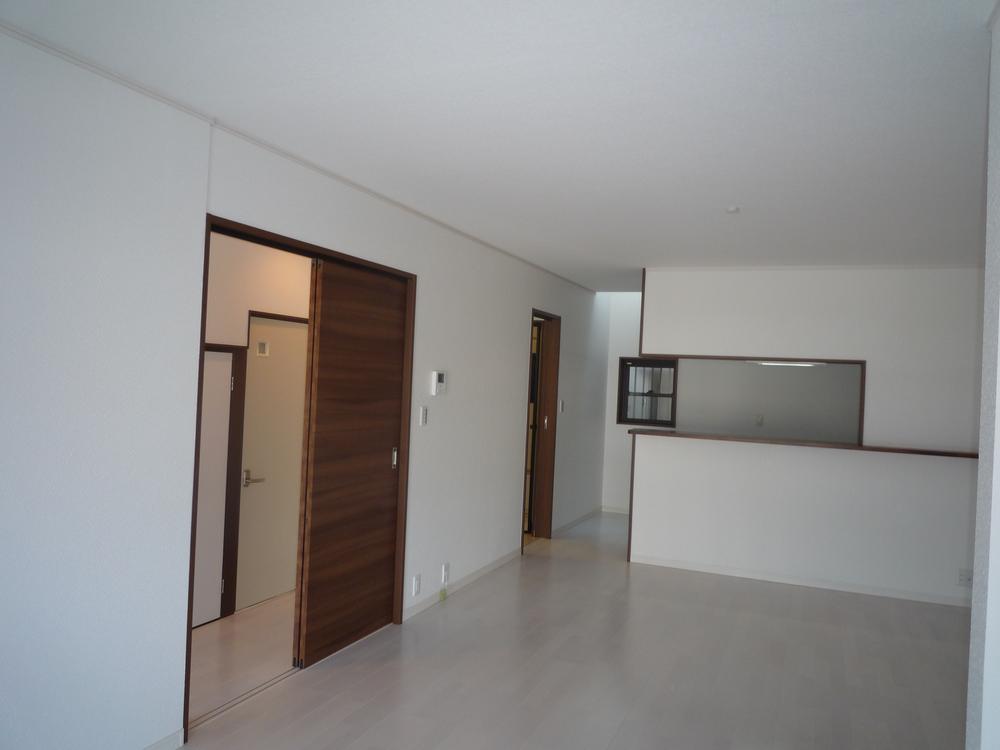 Living. It Rifomu the white to keynote.