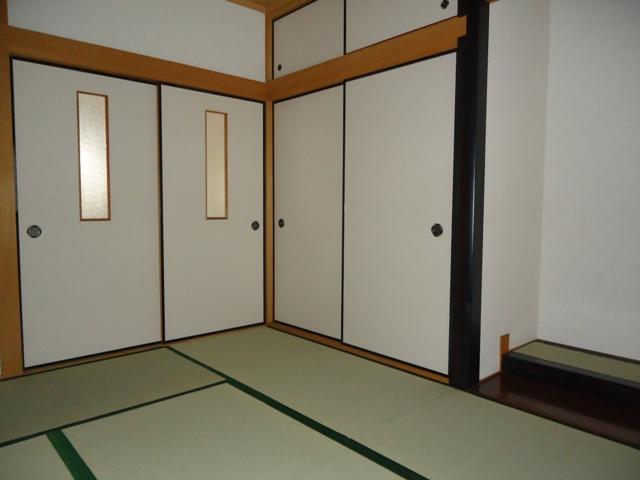 Non-living room. Japanese style room