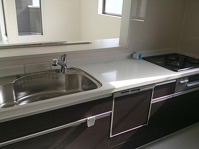 Kitchen. Ease of use is also good in the water around the course also state-of-the-art facilities packed.