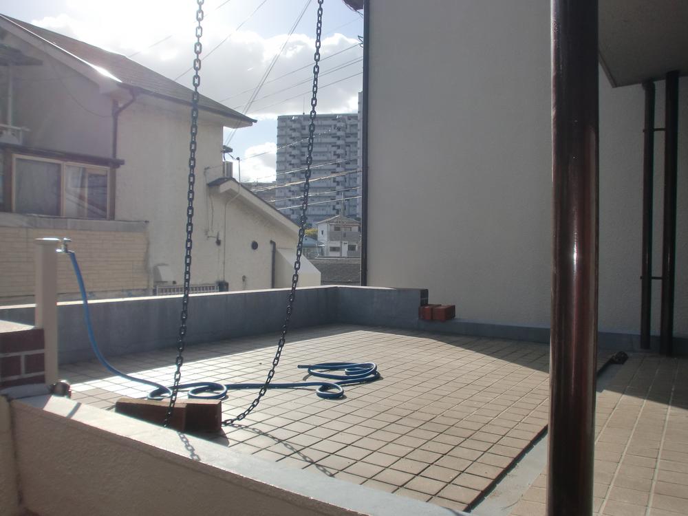 Entrance. It is the entrance part which enters the sun.